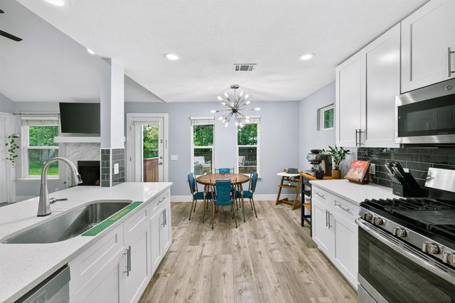 3202 Rockhurst LN, Austin, TX 78723