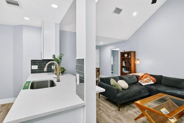 3202 Rockhurst LN, Austin, TX 78723