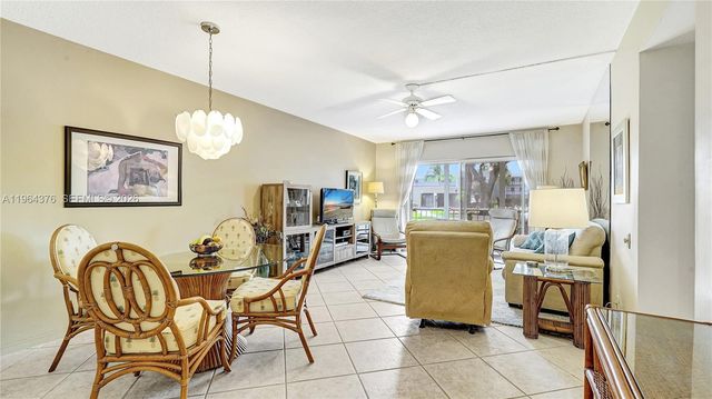 1101 Hillcrest Ct 103, Hollywood, FL 33021