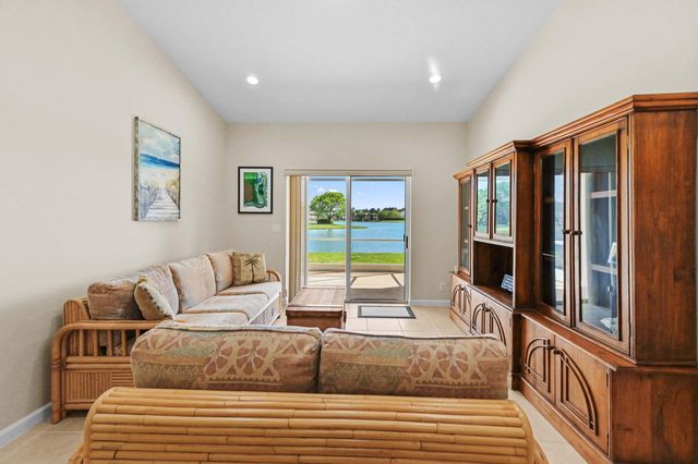 9934 Galleon Drive, West Palm Beach, FL 33411