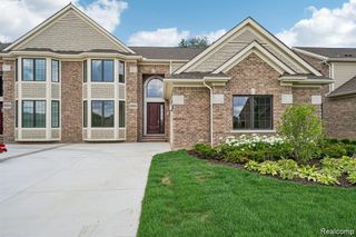 20249 Beacon Way, Northville, MI 48167