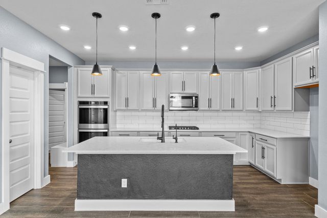 525 Compania CV, Liberty Hill, TX 78642
