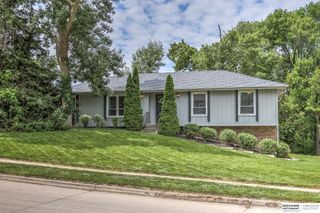 904 S 153 Street, Omaha, NE 68154