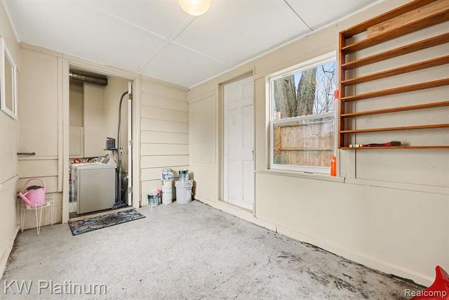 1301 Bancroft Street, Port Huron, MI 48060