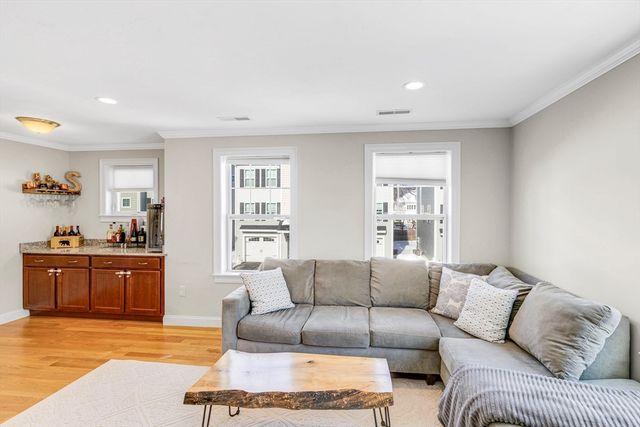1400 Gorham St 42, Lowell, MA 01852