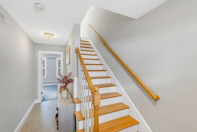 1400 Gorham St 42, Lowell, MA 01852