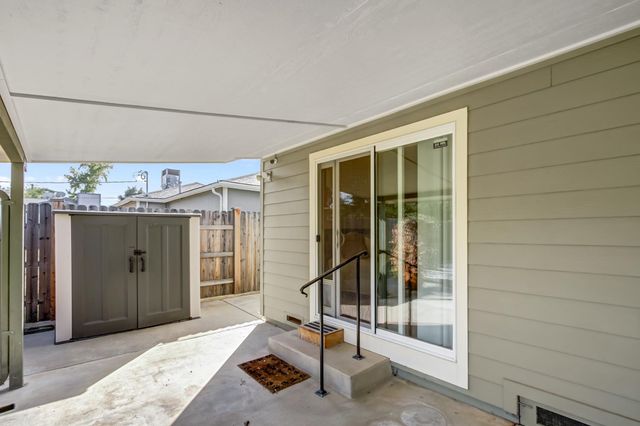 7420 Hardy St, Orangevale, CA 95662