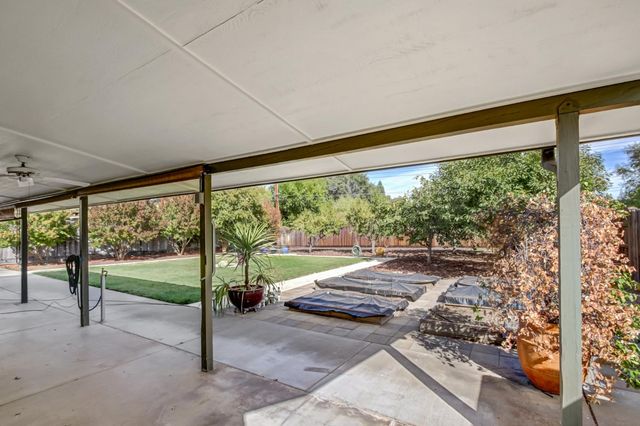 7420 Hardy St, Orangevale, CA 95662