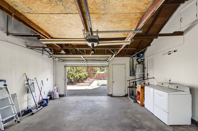 7420 Hardy St, Orangevale, CA 95662