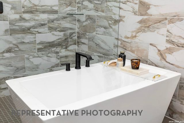 7005 Hallie Hunt, Schertz, TX 78154