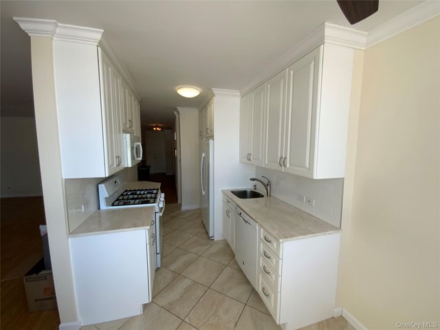 26910 Grand Central Parkway 4V, Floral Park, NY 11005