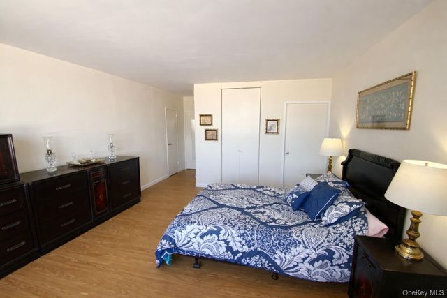 26910 Grand Central Parkway 4V, Floral Park, NY 11005