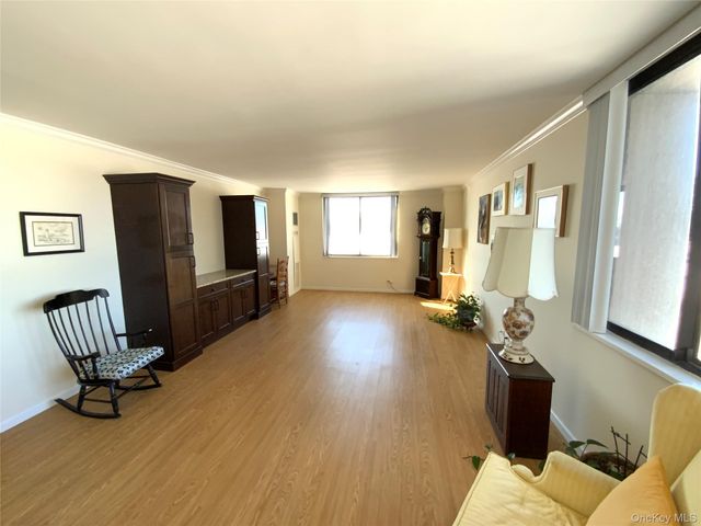 26910 Grand Central Parkway 4V, Floral Park, NY 11005