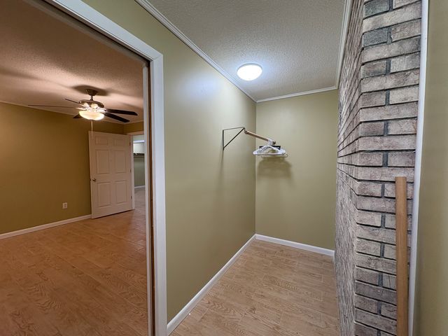 17 Woodworth Street, Suffield, CT 06078