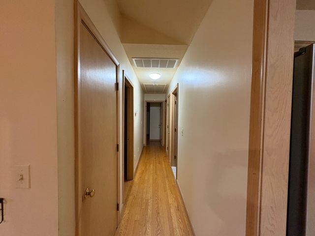 17 Woodworth Street, Suffield, CT 06078