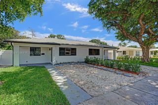 2255 NE 173rd St 0, North Miami Beach, FL 33160