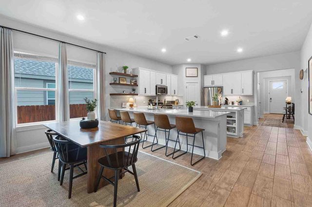 185 Brooks Ranch DR, Kyle, TX 78640