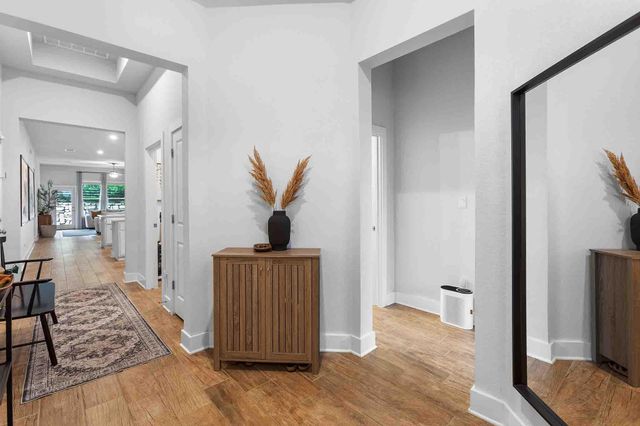 185 Brooks Ranch DR, Kyle, TX 78640