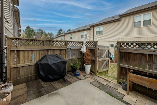 2816 Piedmont River Way, Raleigh, NC 27606