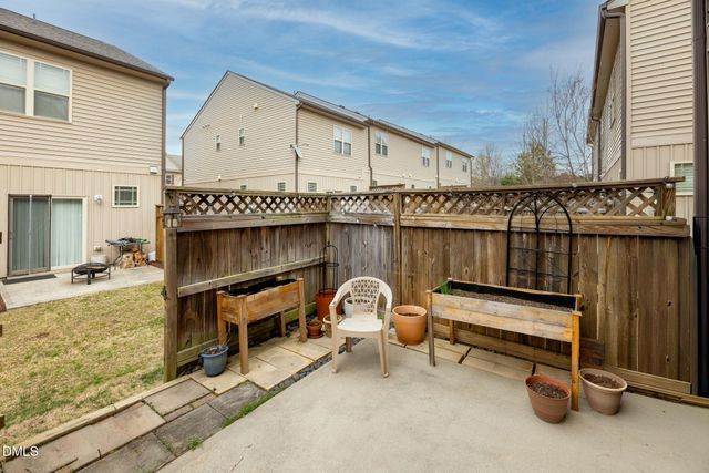 2816 Piedmont River Way, Raleigh, NC 27606