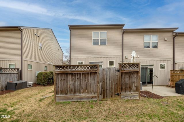 2816 Piedmont River Way, Raleigh, NC 27606