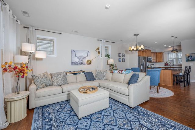 2816 Piedmont River Way, Raleigh, NC 27606