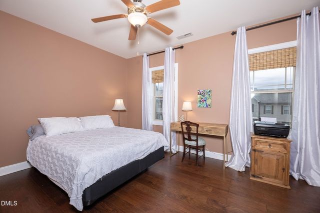 2816 Piedmont River Way, Raleigh, NC 27606