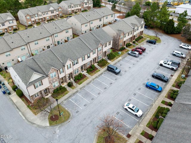 2816 Piedmont River Way, Raleigh, NC 27606