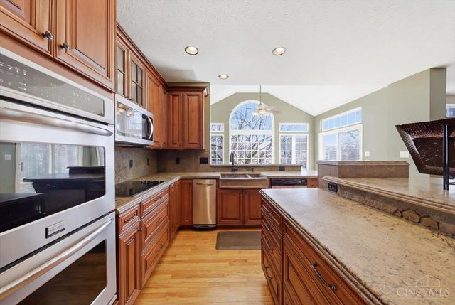 250 Ballard Drive, Springboro, OH 45066