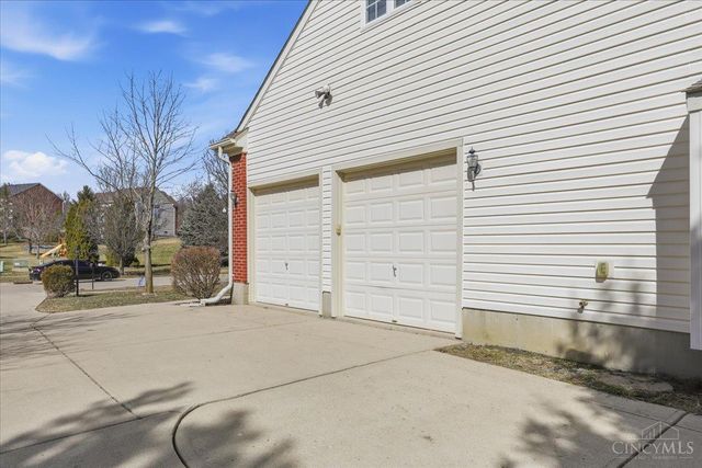250 Ballard Drive, Springboro, OH 45066