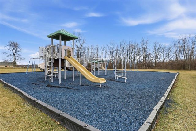 250 Ballard Drive, Springboro, OH 45066