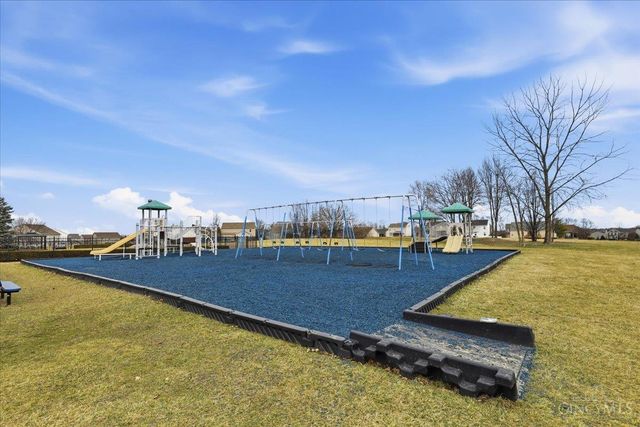 250 Ballard Drive, Springboro, OH 45066