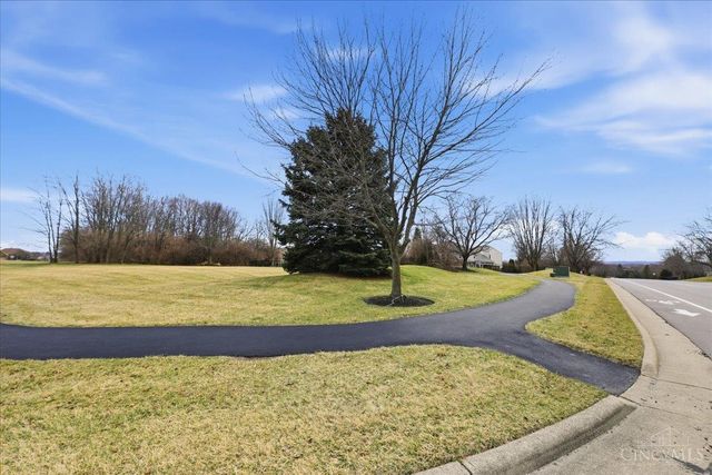 250 Ballard Drive, Springboro, OH 45066