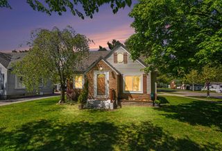 59 E 35th Street, Holland City, MI 49423