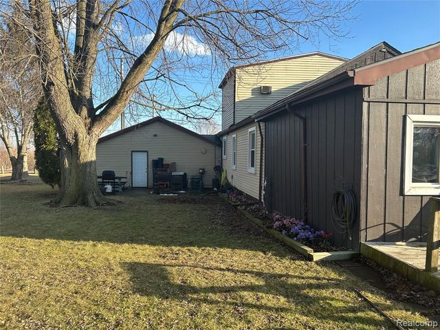 5986 Lily Patch Court, Newport, MI 48166