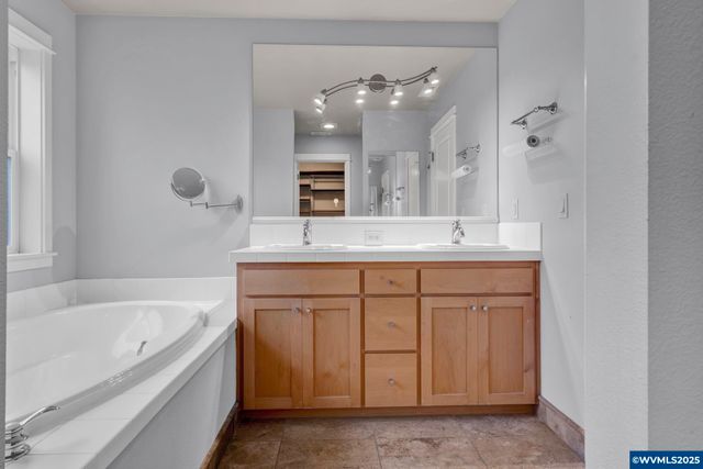 2170 Bobcat Av SW, Albany, OR 97321