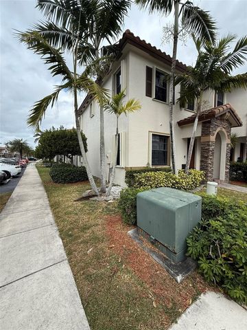 3203 SE 7th St, Homestead, FL 33033