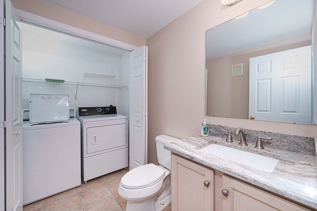 24 Olde Canal Way 24, Uxbridge, MA 01569
