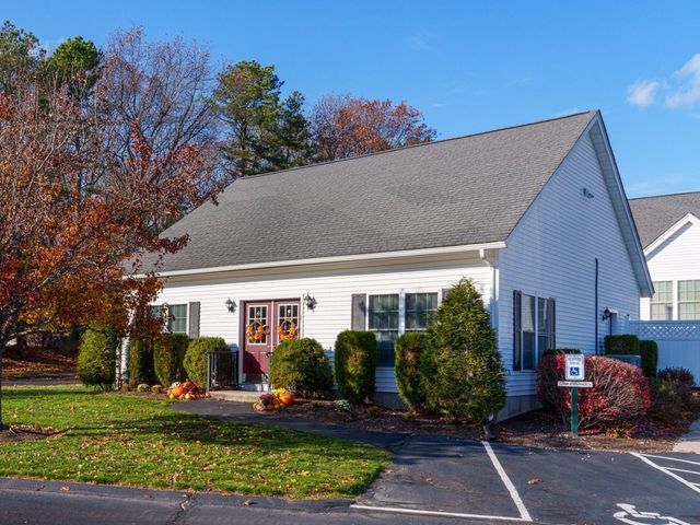 24 Olde Canal Way 24, Uxbridge, MA 01569