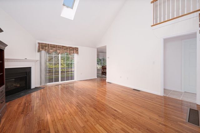 24 Olde Canal Way 24, Uxbridge, MA 01569