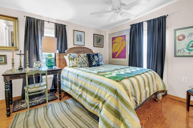 102 SE Magnolia Avenue, Fort Walton Beach, FL 32548