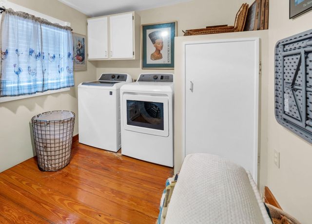 102 SE Magnolia Avenue, Fort Walton Beach, FL 32548