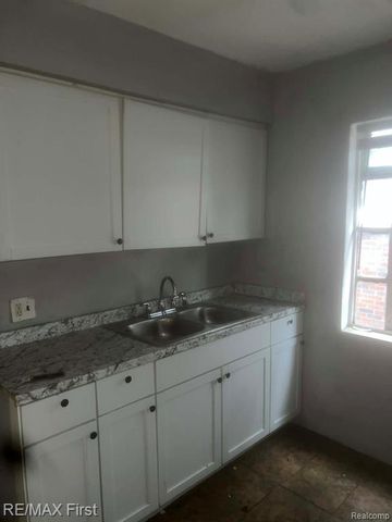 14338 Lauder Street, Detroit, MI 48227