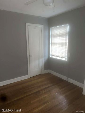 14338 Lauder Street, Detroit, MI 48227