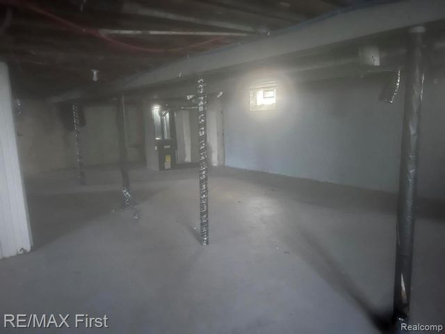 14338 Lauder Street, Detroit, MI 48227