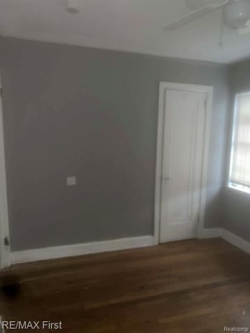 14338 Lauder Street, Detroit, MI 48227