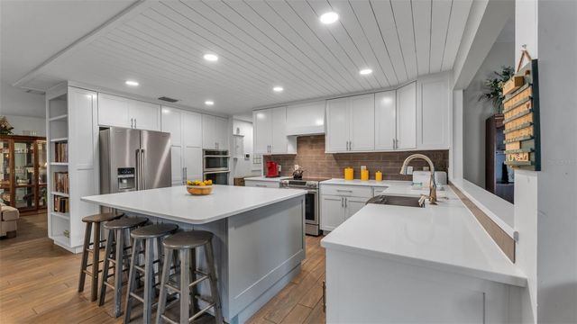 64 PINE FOREST DRIVE, Haines City, FL 33844