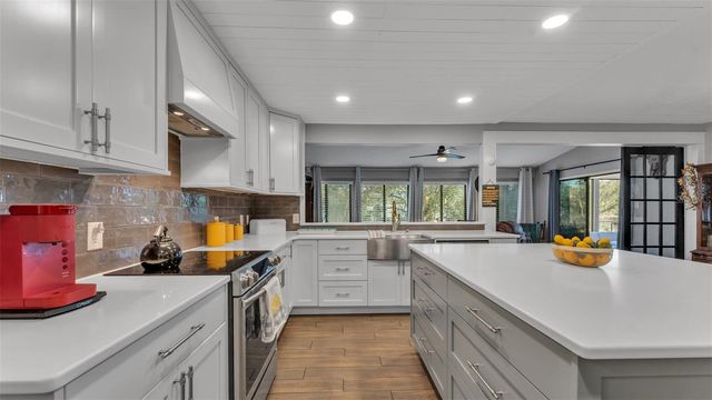 64 PINE FOREST DRIVE, Haines City, FL 33844