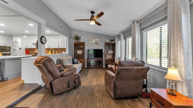 64 PINE FOREST DRIVE, Haines City, FL 33844