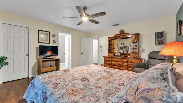 64 PINE FOREST DRIVE, Haines City, FL 33844